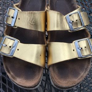 Gold Birkenstock Arizona size 37